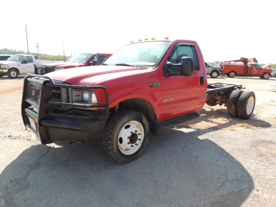 2003 Ford F550 XL Std. Cab and Chassis 4x4 7.3 Power Stroke, Auto Trans, 212,570 Mi. Indicated, Vin