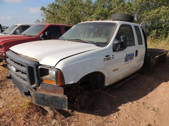 2007 FORD F350 XL SD Ext. Cab 4x4, 9 Ft. Flat Bed, No Wheels and Tires Vin # 1FDWX37P27EB08638