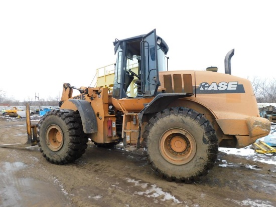 2009 Case Articulated Wheel Loader Model 821E, S/N N8F204980, with Bucket (