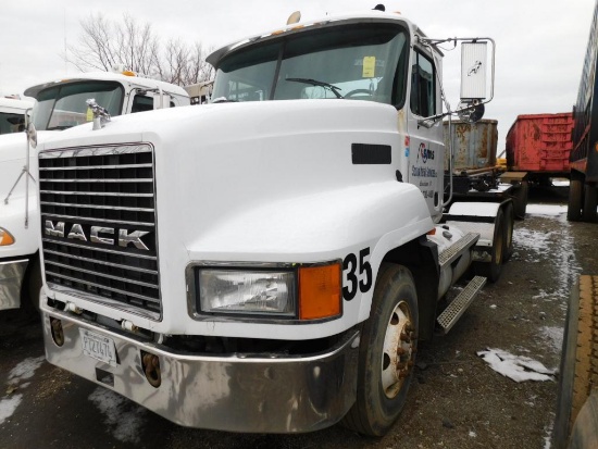 2002 Mack Tandem-Axle Day Cab Truck Tractor Model CH613 600, VIN 1M1AA13Y62