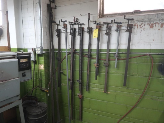 LOT: (14) Assorted Pipe & Bar Clamps, LOCATION: TOOL ROOM