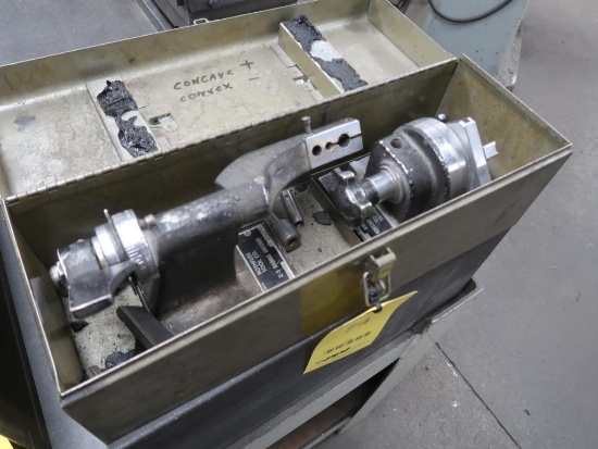 LOT: (1) G-2 Radius Dresser, (1) G-5 Radius Dresser, Magna-Lock 6 in. x 6 i