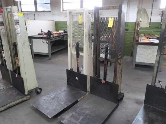 LOT: (2) 24 in. x 36 in. x 52 in. Hydraulic Die Carts, LOCATION: TOOL ROOM