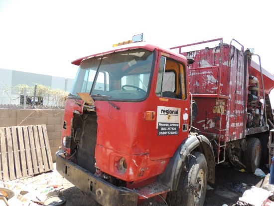 1996 Volvo T/A Truck, S/N CCR271RN4-13ST5B, VIN # 4V5DCFHD4TR720128, w/ Raynor Equipment Systems