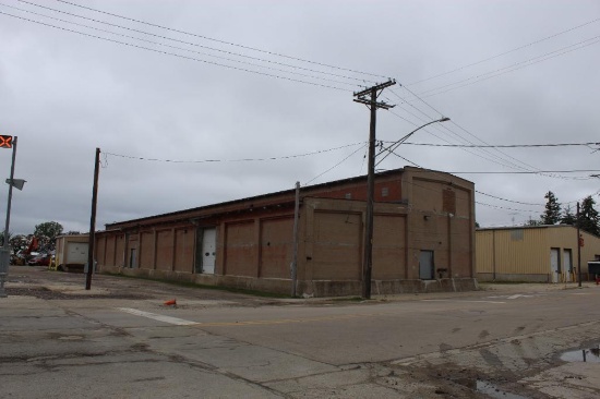 26,000 sq. ft. Plant, 231 North 10th Street, Dekalb, IL 60115, Pin/Parcel #08-23-261-004, Masonry/Br