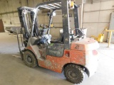 Toyota LP Forklift, Triple Mast Side Shift 7FGU25, 4800 lb. Lift Cap., S/N 64638, (NO PROPANE TANK -