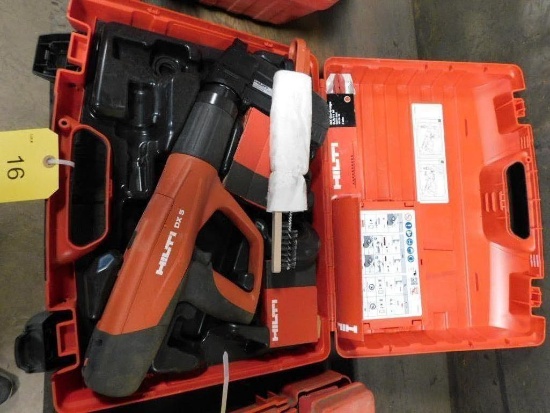 Hilti DX5 Fully Automatic Powder-Actuated Tool in Case w/Hilti MX72 Nail Magazine