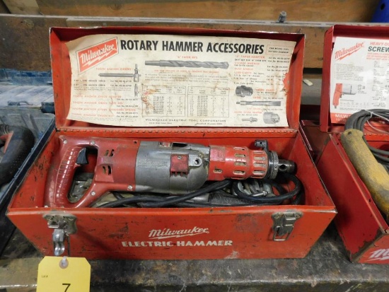 Milwaukee Heavy Duty 3/4" Rotary Hammer Drill, Case
