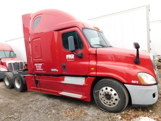 2014 Freightliner Cascadia 125 Sleeper Cab 6X4 Truck Tractor, Detroit Diesel DD15 14.8 L 455 HP
