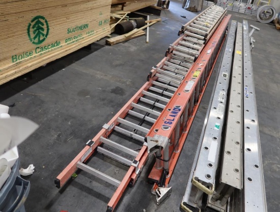 LOT: (2) 40' Fiberglass Extension Ladders, (1) 32' Fiberglass Extension Ladder, (1) 28' Fiberglass