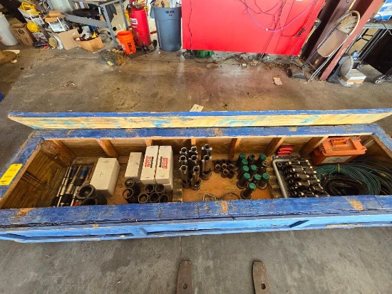 LOT: (6) MWD Wooden Kit Boxes, (3) Spear Points,(6) 5F6R Float Valves, (10) 4R Float Valves, (8)