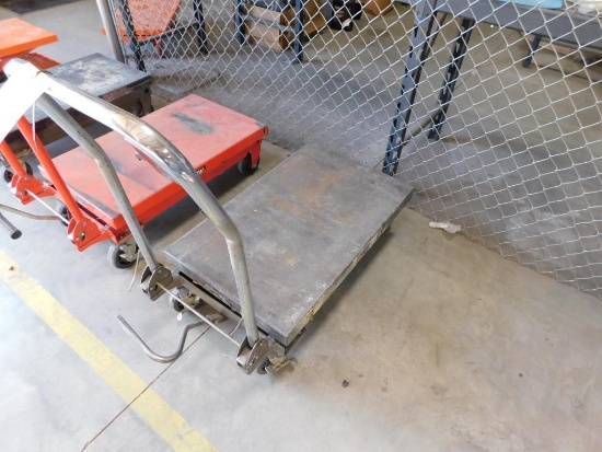 20" x 32" Rolling Hydraulic Lift Cart (LOCATED IN GREEN BLDG.)