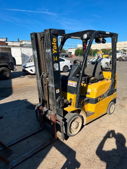 2015 Yale GLV050VX Forklift, 4,700 Lb. Capacity, S/N: A910V09267E, 3-Stage Mast, Side Shift,