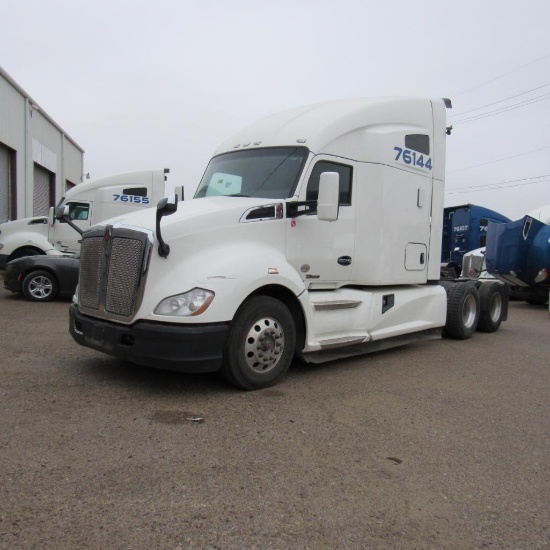 2020 Kenworth T680 Sleeper Truck, VIN 1XKYD49X1LJ220930, Automatic Transmission, Cummins X15 Turbo