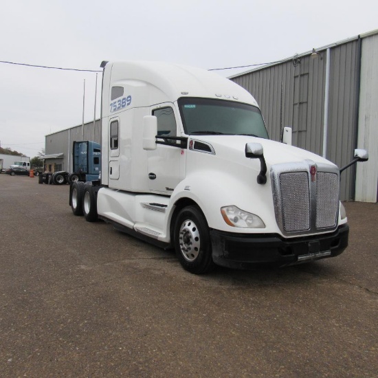2020 Kenworth T680 Sleeper Truck, VIN 1XKYD49X1LJ220734, Automatic Transmission, Cummins X15 Turbo