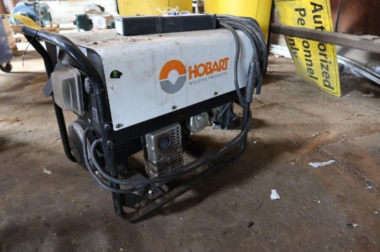 Hobart Champion 145 Gas Welder/4500 Generator (LOCATED AT: 6810 Irvington Blvd., Houston, TX 77022)