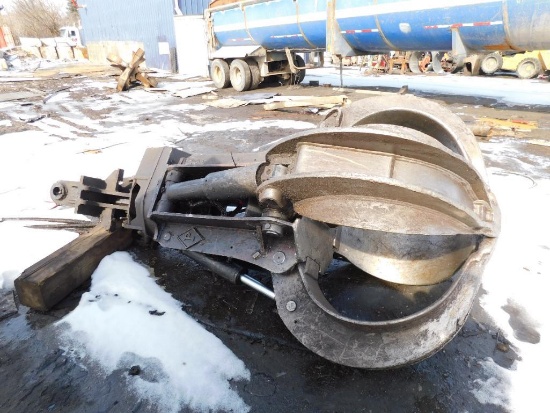 4-Tine Hydraulic Grapple (LOCATED AT: 1255 Gifford Rd., Elgin, IL 60120 )