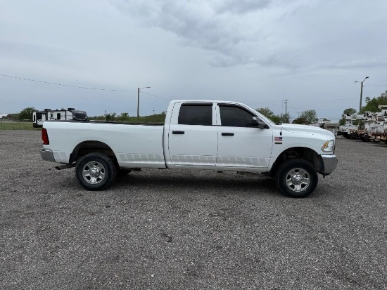 2018 Dodge Ram 2500 ST Crew Cab Pickup Truck, VIN: 3C6UR5HJ7JG390147, 6.4 L Heavy Duty V8 Hemi, 4 x