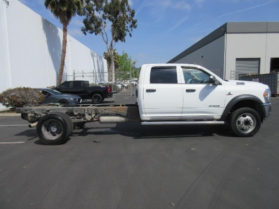 2019 Dodge Ram 5500 Crew Cab Chassis Truck, VIN: 3C7WRNFL2KG546508, Dually, V8, Cummins 6.7L Turbo