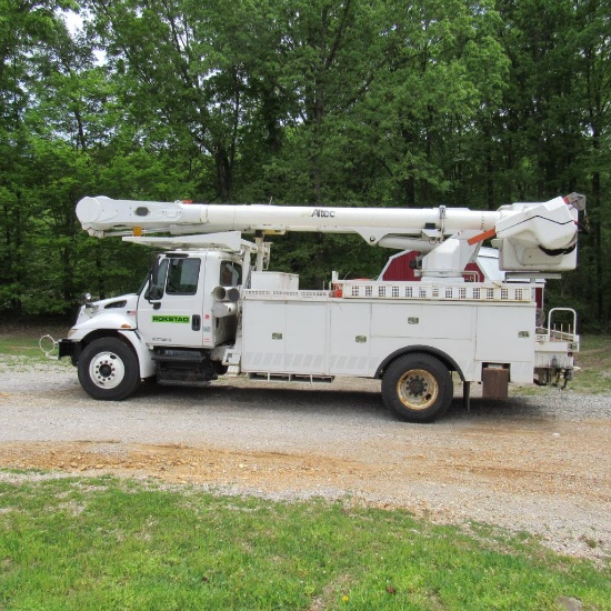Altec 55' Rear Mounted 2-Man Bucket Aerial Boom , Front & Rear A-Frame Outriggers, Mounted on