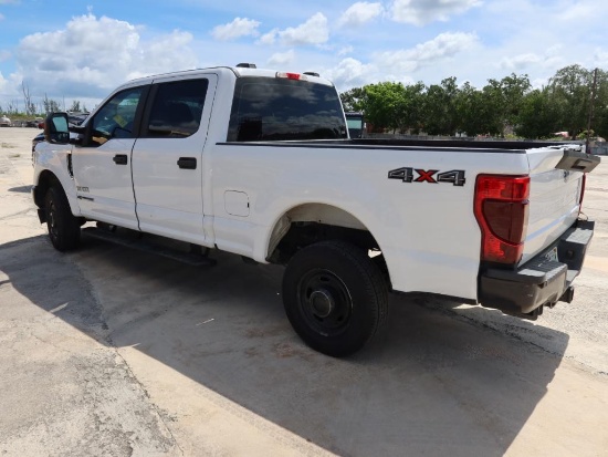 2022 Ford F-350 Super Duty Crew Cab 4x4 Pickup Truck, 6.7 Power Stroke Diesel, Single Rear Axle,