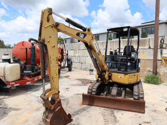 Cat 303.5E CR Compact Radius Mini Hydraulic Excavator, 12" Bucket, Rubber Track, VIN: KY02359 (2014)