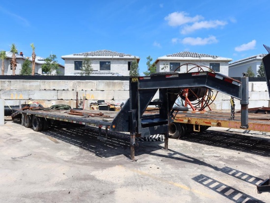 Big Tex 22GN Gooseneck Trailer, 20' w/ 5' Ramp, 23,900 GVWR, Flip Over Ramps, Tandem Dual Axles,
