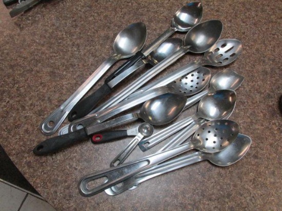 Spoon Lot - 14 Piece