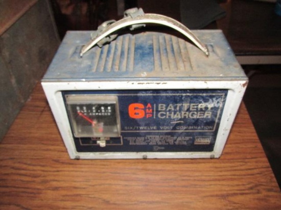 6 AMP BATTERY CHARGER