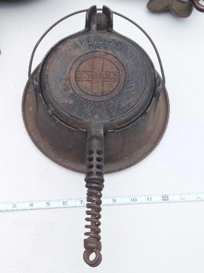 Griswold No. 7 4" Waffle Iron