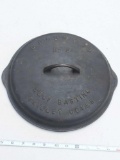 Griswold No 9 Self Basting Cast Iron Skillet Cover Patented Sept. 22, 1925 Erie, PA 1049