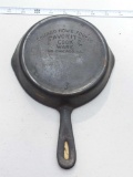 Chicago HDWE. FDRY. CO Favorite Cook Ware No. Chicago. Ill. 3 - Cast Iron Skillet