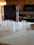 Decanter with 5 Wine Glasses (Leaf Pattern) & Glass Stopper