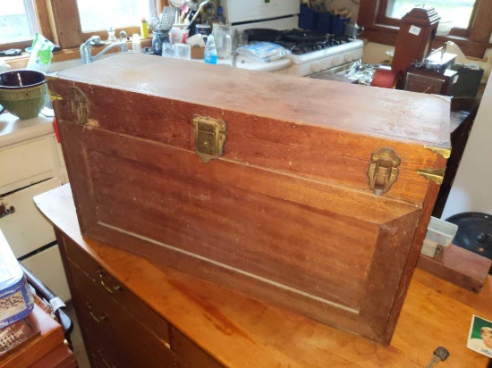Carpenter's tool chest