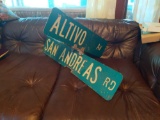 Altivo Ave & San Andreas Rd Sign