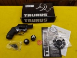 Taurus Model 85 Ultralight 38 Special, 5 Shot with Bobbed Hammer, 2 Speed Loaders, Near New In Box,