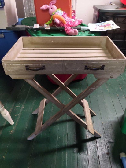 Tray with Foldable Stand 19x12x24