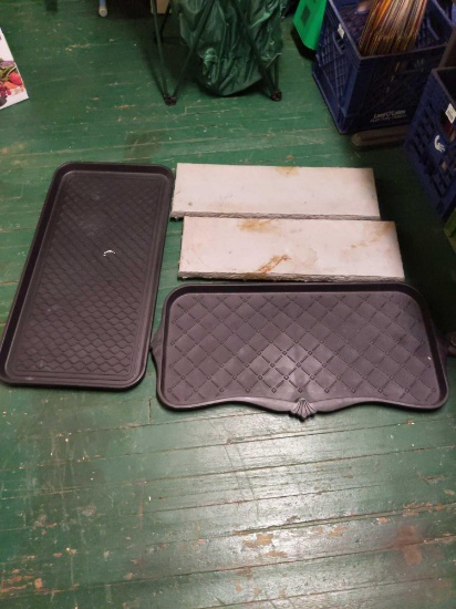 Boot Trays & Plastic Steps