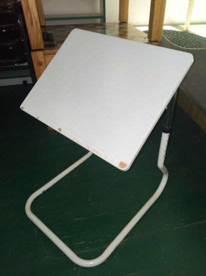 Drawing Table Adjustable up to 30"