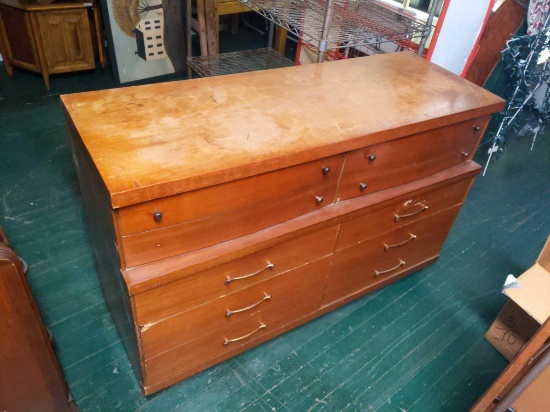Dresser 50"x19"x32"