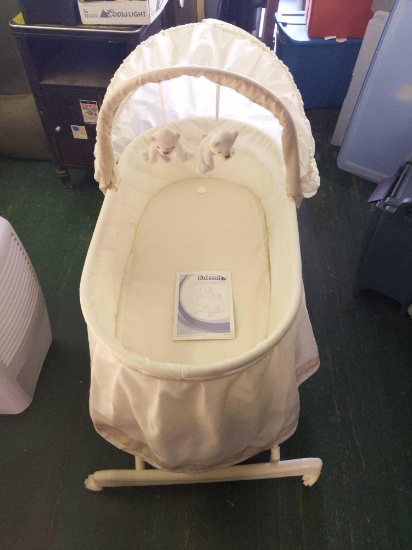 Kolcraft Bassinet