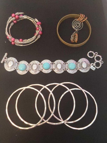 Bracelet Lot