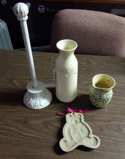 Paper Towel Display, Vase & Pitcher Lot