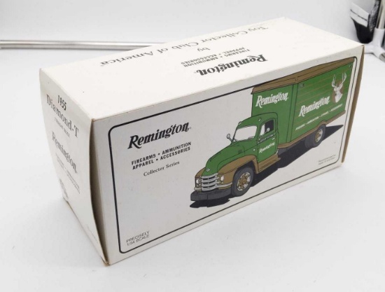Remington 1955 Diamond-T Straight Truck 1/34