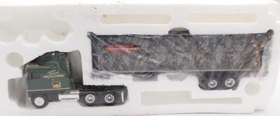 Ertl 1/64 Real Tree (Hardwood Green) Semi-Tractor Trailer