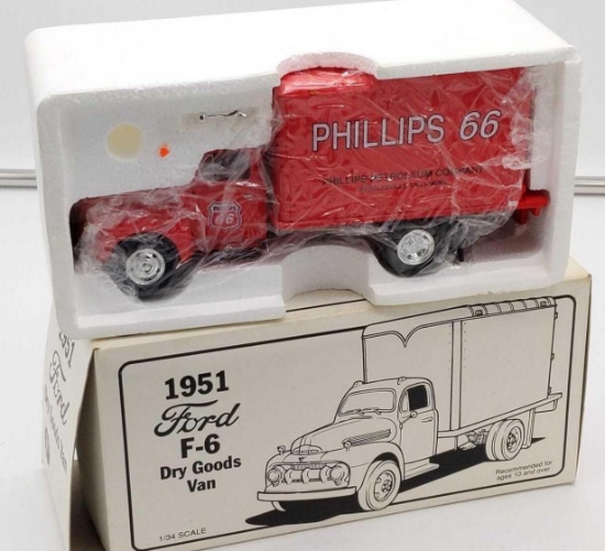1951 Ford F-6 Dry Goods Van - Phillips 66 1/34