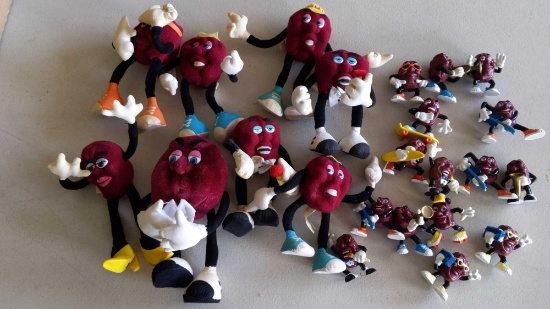 Applause Inc. California Raisins - Soft & Plastic Lot