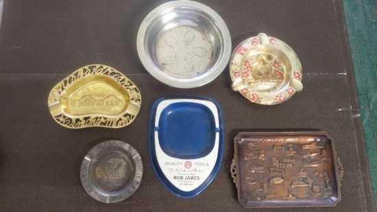 Ashtrays, Quintuplet Bowl & Vegas Tray Lot