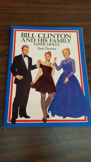 Bill Clinton and his Family Paper Dolls