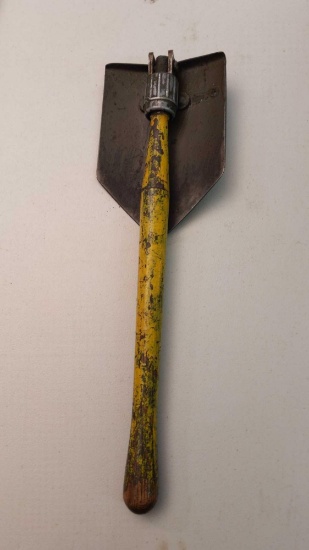 Unmarked US Military Style Folding Shovel